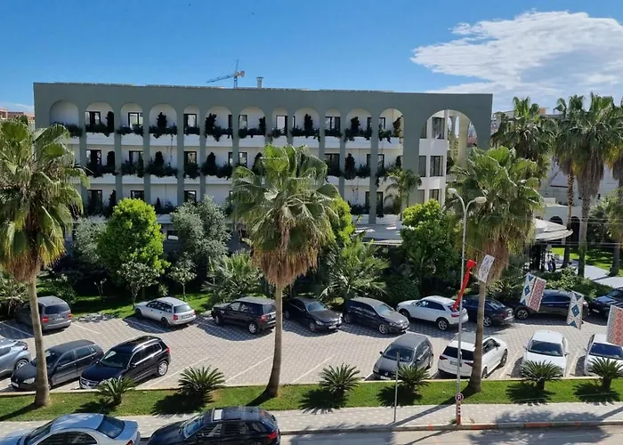 Flower Side Sea View Apartamento Golem (Tirana)